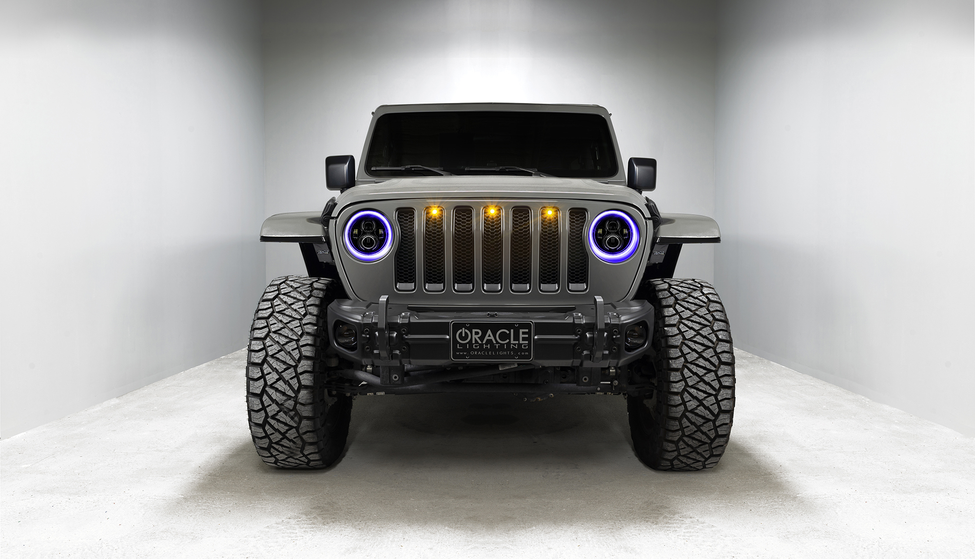 5769J-332 - ORACLE 7 Inch High Powered LED Headlights - Black Bezel - Dynamic ColorSHIFT - Jeep JL/JT